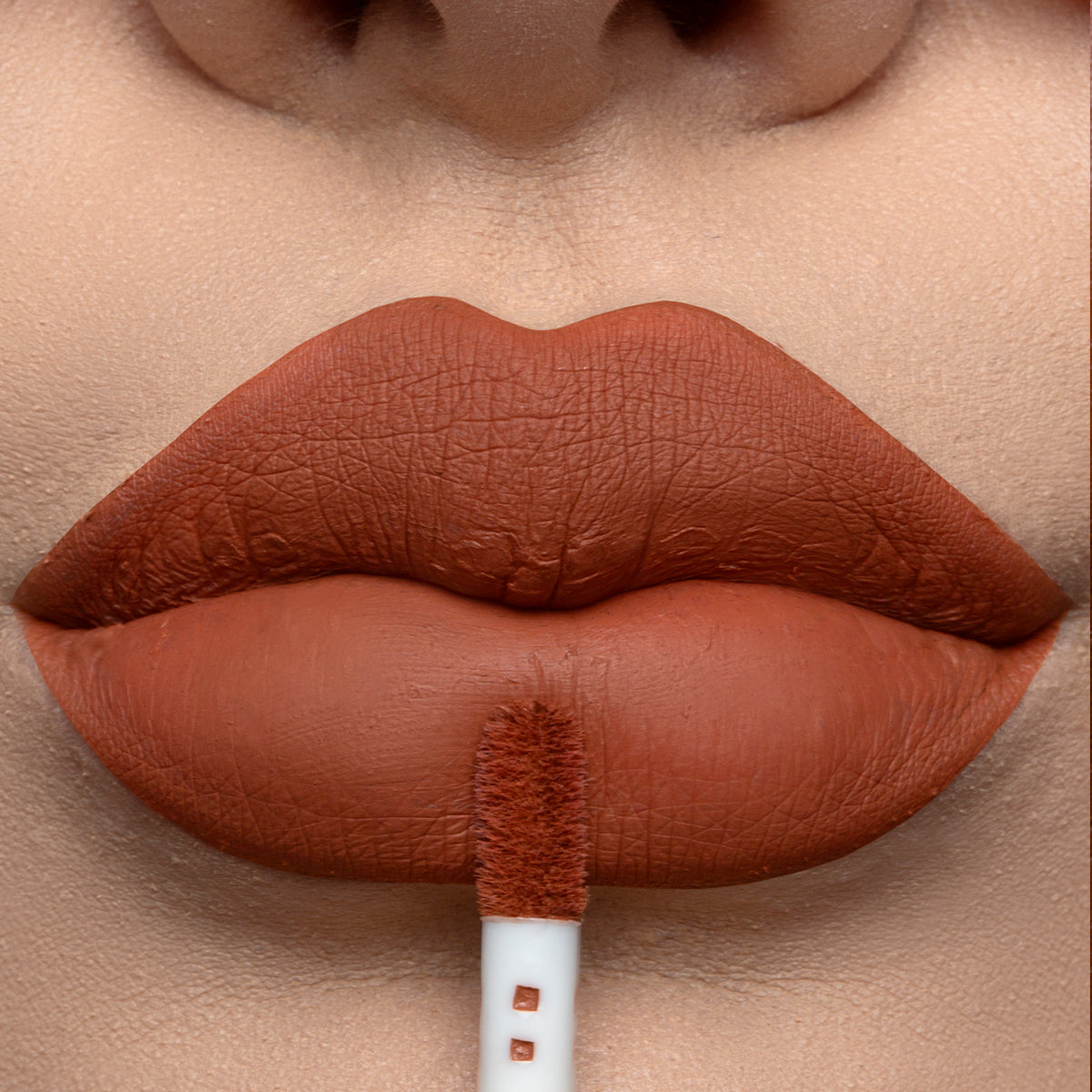 BATOM LIQUIDO MATTE CARAMELO - VIZZELA