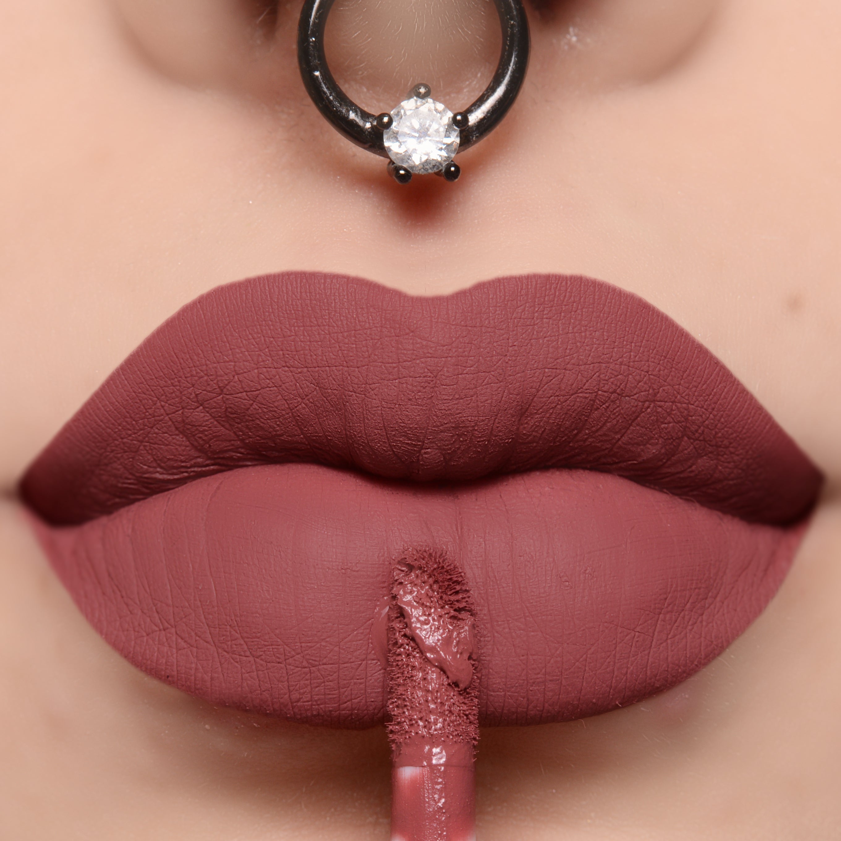 BATOM LIQUIDO MATTE VIRA LATA - VIZZELA